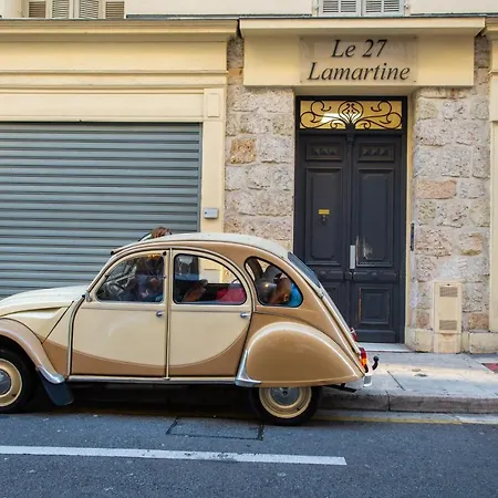 Lamartine Flat - Brand New *