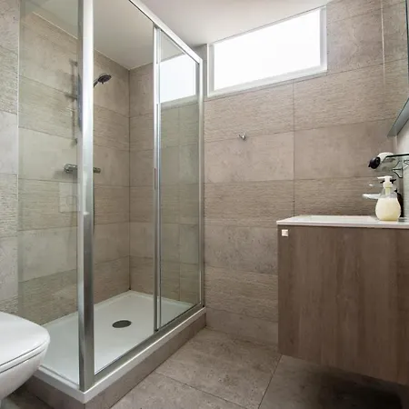 Lamartine Flat - Brand New *